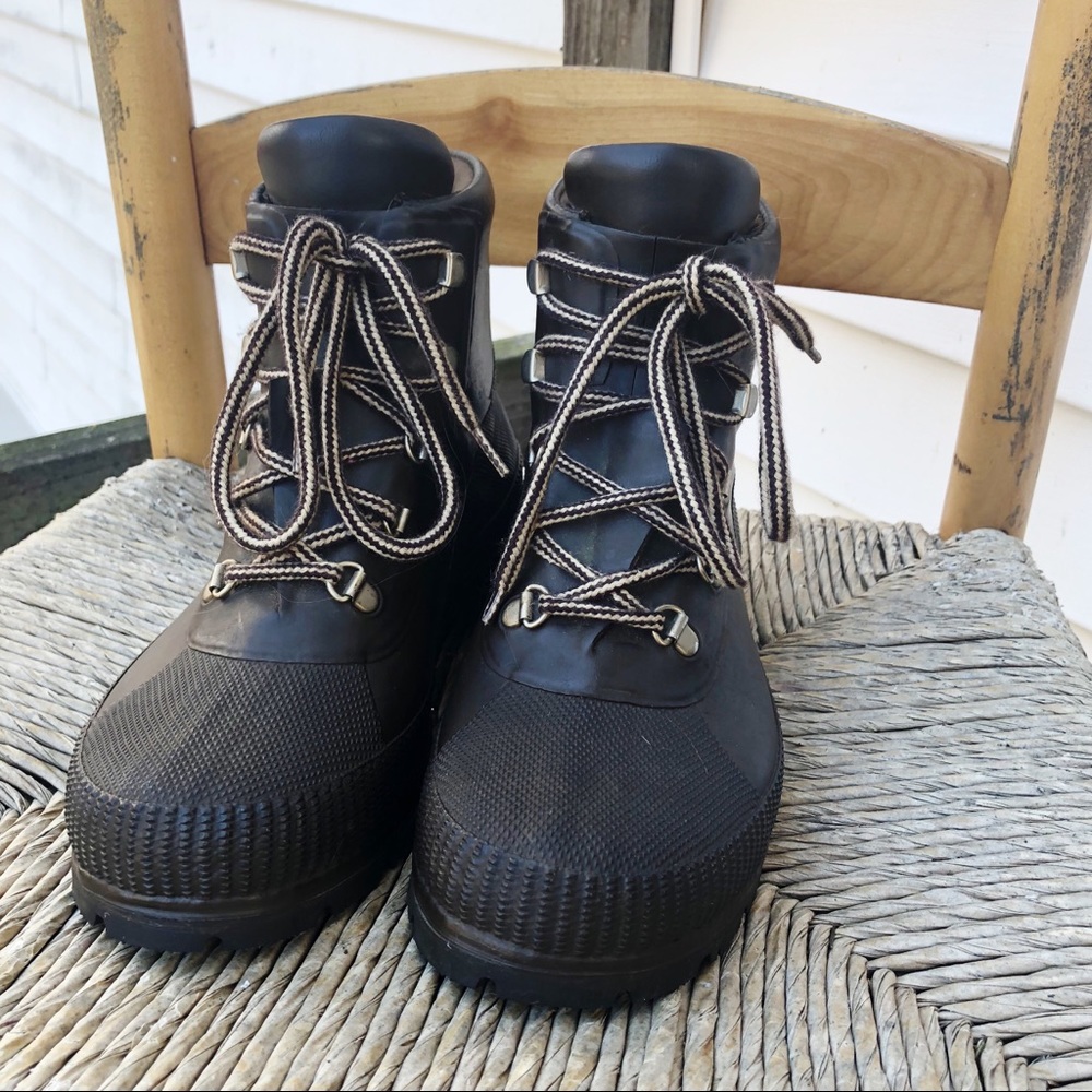 L.L BEAN Dry duck boot woman’s size 8 waterproof